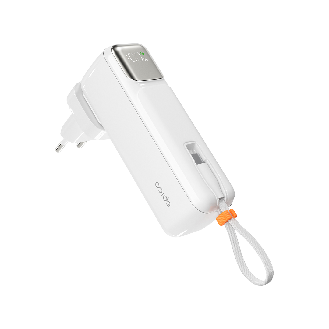 Kit de carga para viaje de Epico: batería externa USB-C de 5.000 mAh y cargador con adaptadores de corriente internacionales